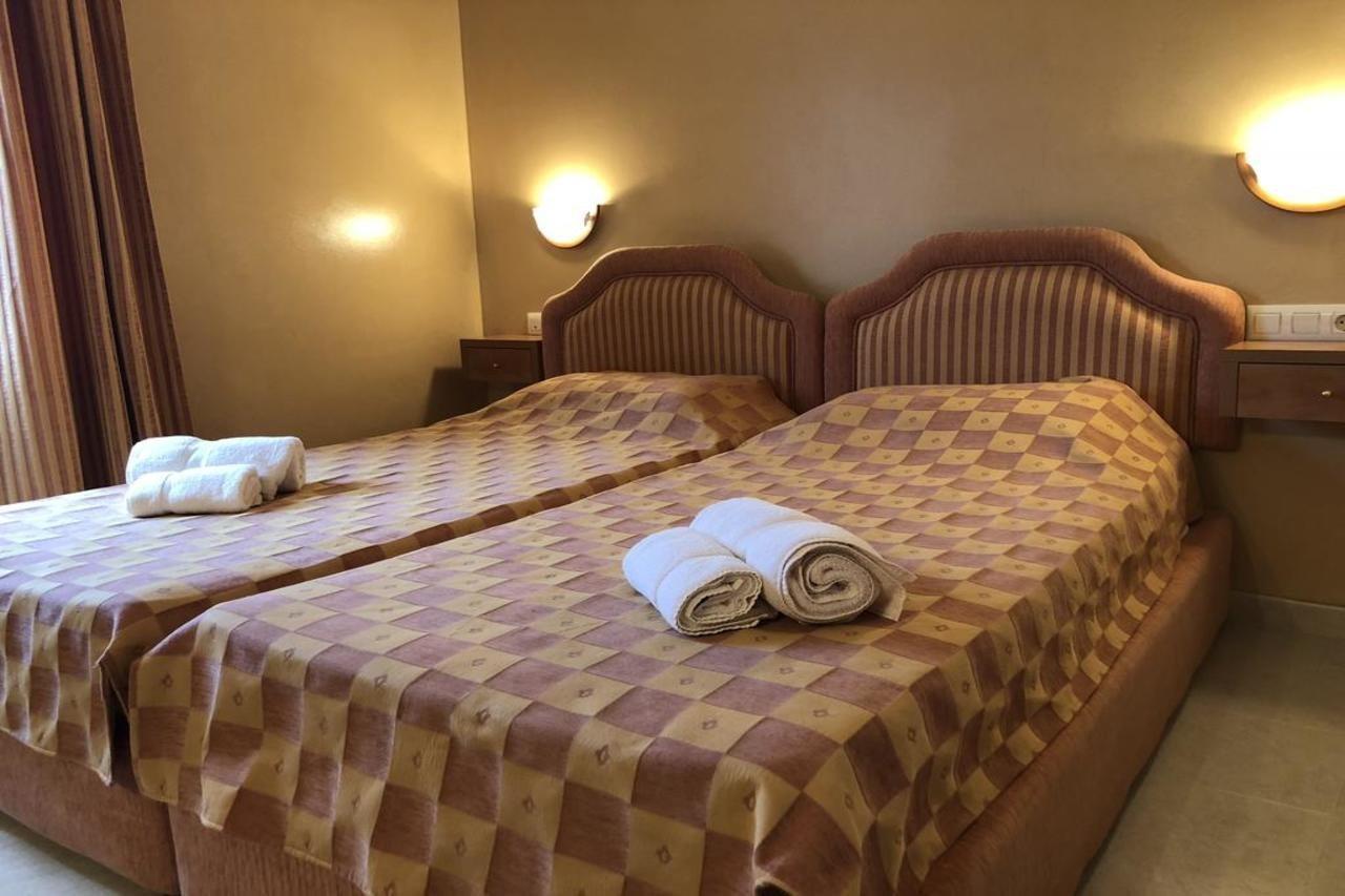 Hotel Pete Платжа-д'Ару Екстер'єр фото