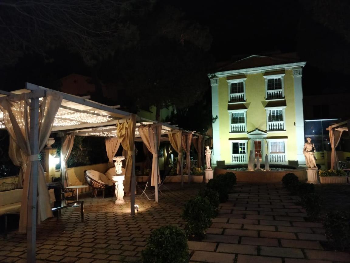 Hotel Pete Платжа-д'Ару Екстер'єр фото